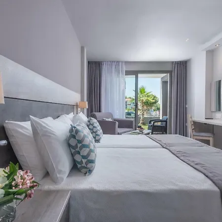 Dionysos Hotel & Suites Chaniotis Exterior foto
